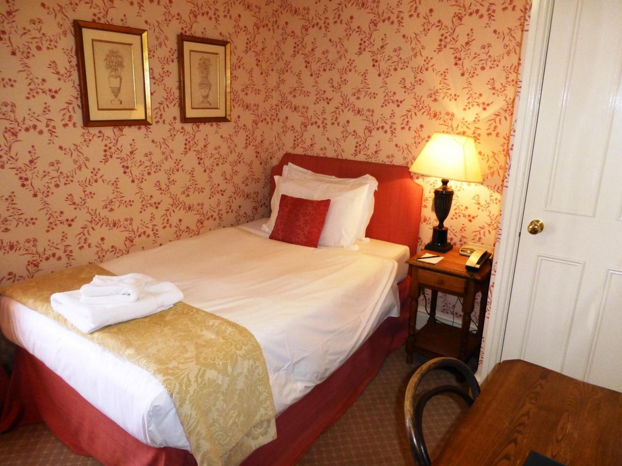 The Bear Hotel Devizes Zimmer foto